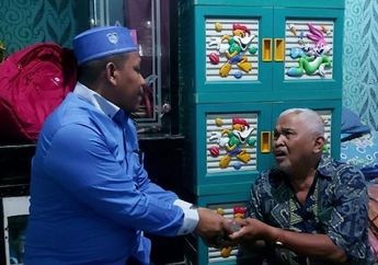 Foto Kakek Suhud Pasang Tampang Memelas Terima Bantuan Beredar, Tetangga Bongkar Kebohongan Penjual Buku Agama, Haji Sasa Pengusaha Kaltim Buka Suara