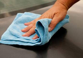 Kenali Yuk Kain Microfiber, Solusi dari Segala Pekerjaan Pembersihan!