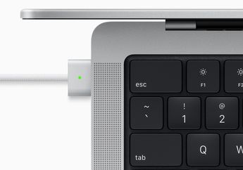 Power Adapter Bawaan MacBook Pro 14 inci Tidak Mendukung Fast Charging