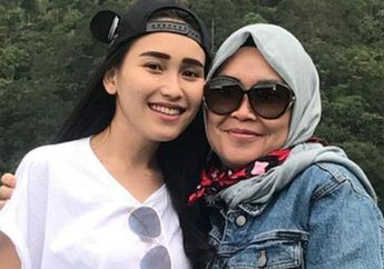 Bak Muak Terus Jadi ATM Berjalan, Kini Ayu Ting Ting Kepergok Tolak Mentah-Mentah Permintaan Umi Kalsum yang Nyeleneh Ini