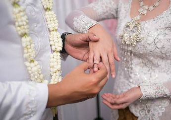 Pecicilan Naik ke Atas Kursi Gantung Demi Foto-foto Estetik, Pasangan Pengantin Ini Bernasib Apes, Jatuh dan Langsung Mendarat di Meja Makan Tamu Undangan!