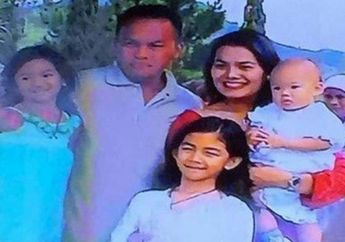 Dilepeh Suami Gegara Pilih Pelakor, Penampilan Sarita Abdul Mukti Bikin Jedun Gigit Jari, Makeup dan Bajunya Kelewat Mewah!