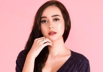 Beda Cara dengan Yuni Shara, Ternyata Aura Kasih yang Berstatus Janda Tidak Melampiaskan Hasrat Seksual dengan Sex Toys Melainkan dengan Cara Ini