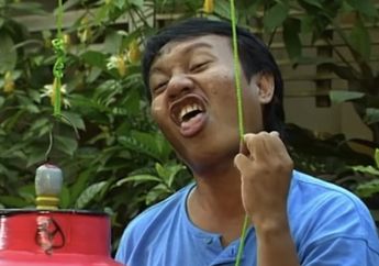 Foto Jenazah Sahabat Rano Karno Ditangisi, Pemain Si Doel Ajak Tetangga Santap Makanan Penyebab Serangan Jantung, Ketua RW Jadi Saksinya