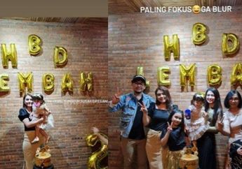 La Lembah Manah Cucu Jokowi Berulang Tahun yang ke-2, Begini Momen Perayaan Sederhana Ultah Adik Jan Ethes dengan Kue yang Menarik Perhatian