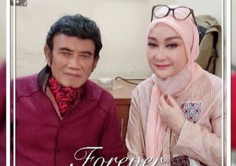 Parasnya Sebelas Duabelas Seperti Saat Muda, Inilah Sosok Ricca Rachim yang Tetap Setia Dampingi Rhoma Irama Meski Sudah 4 Kali Dipoligami, Tak Pernah Absen Bagikan Potret Mesra di Instagram