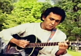 Chord Kunci Gitar dan Lirik Lagu Manusia Setengah Dewa - Iwan Fals