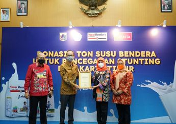 Tekan Angka Stunting, Frisian Flag Indonesia Donasikan 2 Ton Susu Bubuk Pertumbuhan