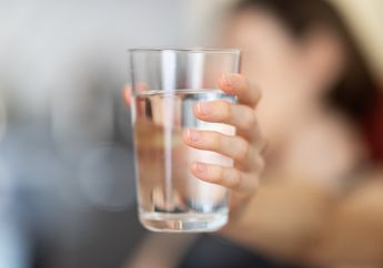 Kaleidoskop Kesehatan 2021: Ini Cara Menurunkan Berat Badan Dengan Minum Air putih