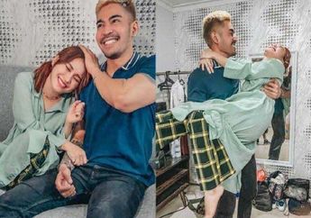 Terjawab Sudah! Ogah Ngoyo Pepet Ayu Ting Ting Meski Restu Ayah Rozak Sudah Ia Kantongi, Robby Purba Akhirnya Ungkap Hubungan Sebenarnya dengan Sang Biduan: 'Agak Sulit'