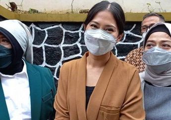 Waduh Hancur Hati Lydia Kandou, Sang Anak Angkat Kaki dari Rumah! Tyna Tegaskan Status Rumah Tangga dengan Anak Lydia Kandou, Anak Jamal Mirdad Sulit Bertemu Anak?