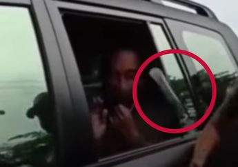 Viral Video Jokowi Dilempar Gulungan Kertas oleh Sosok Kakek Tua Saat Berkunjung ke Lokasi Bencana Gunung Semeru