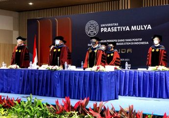1.022 Lulusan Universitas Prasetiya Mulya Dipupuk Literasi Sains Positif untuk Mendukung Kemajuan Bisnis Berbasis STEM