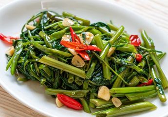 Akhirnya Tahu Juga Caranya, Ternyata Seperti Ini Masak Tumis Kangkung ala Warung Seafood Agar Warnanya Tetap Hijau