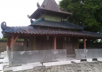 Terlahir dari Benih Raja Majapahit yang Tengah Sekarat karena 'Penyakit Memalukan', Inilah Bondan Kejawan, Titisan Brawijaya yang Justru Ingin Dilenyapkan Ayahnya Sendiri