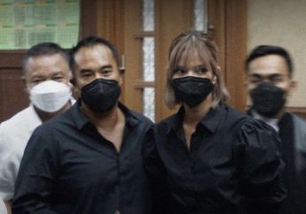Rindunya Terobati, Nia Ramadhani Banjir Air Mata Video Call Mikhayla hingga Beri Perintah pada Sang Anak: Kakak Jangan Cek Internet!