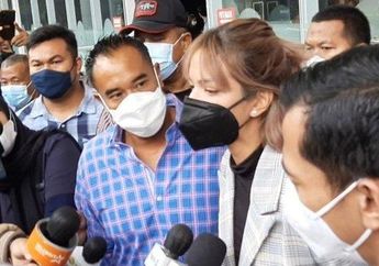 Dituntut 12 Bulan Rehabilitasi, Nia Ramadhani Tak Terima hingga Nangis Sesenggukan, Keputusan Jaksa Tak Sesuai Dugaan Awal