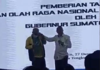 Tertidur Saat Sesi Pidato dan Pemberian Motivasi dari Gubernur Sumut, Pelatih Biliar Ini Dijewer Lalu Diusir Edy Rahmayadi: Tak Cocok Jadi Pelatih