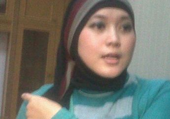 BERITA TERPOPULER: Nggak Sanggup Layani Nafsu Ustaz Kondang, Mantan Istri Ancam Sebar Video Syur | Sudah Dicium Di Depan Umum, Ini Alasan Anang Hermansyah Nggak Jadi Kawini Syahrini