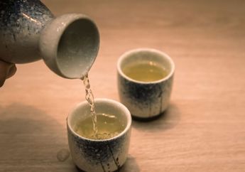 Viral Unggahan Makanan di Sebuah Restoran Jepang Tak Halal Karena Gunakan Sake, Begini Sejarah Sake Minuman Tradisional Khas Jepang dan Jenisnya, Ada yang Tak Beralkohol Loh!
