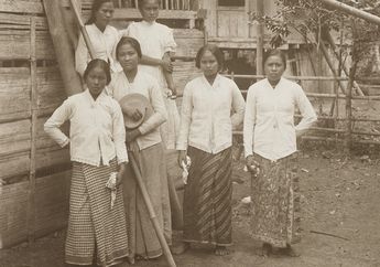 Sarung Sebagai Simbol Kekayaan Budaya Asia dari Masa ke Masa