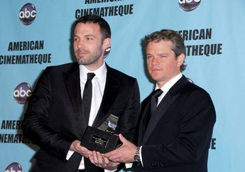 Ben Affleck Sebut Matt Damon Punya Andil Bikin Doi Berhenti Peranin Batman