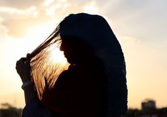Bak Mukjizat di Bulan Ramadhan, Wanita Cantik Ini Putuskan Jadi Mualaf Usai Dapat Hidayah Lewat Jalan Tak Biasa