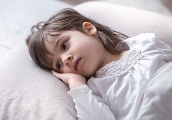 Anak Sering Tidak Bisa Diam dan Selalu Berganti Posisi Saat Tidur, Apakah Normal? Yuk Cari Tahu Penyebabnya