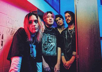 Stand Atlantic Rilis Album Baru, Kolaborasi dengan Tom The Mail Man di Lagu 'Dumb'