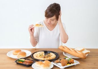 Wanita Ini Bikin Iri Teman-temannya! Lampiaskan Stresnya ke Makanan Tapi Bentuk Tubuh Tetap Ideal, Ternyata Begini Caranya