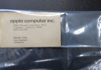 Kartu Bisnis Steve Jobs yang Langka ini Bakal Dijual, Berapa Harganya?