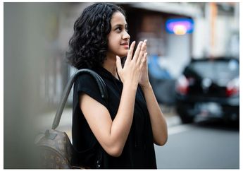 5 Ide Outfit Asila Maisa Buat Tampil Stylish dengan Tas Ransel