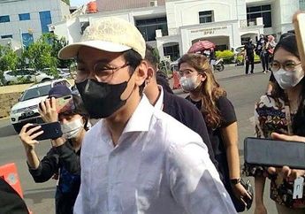 Indra Kenz Resmi Jadi Tersangka Kasus Binomo, Dulu Ngaku Jadi Korban Investasi Bodong Kini Ditahan