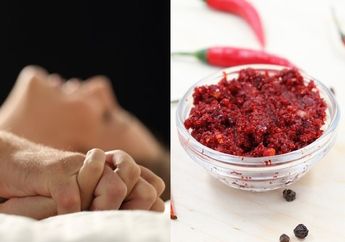 Mulai Malam ini, Coba Minta Suami Makan Cabai Sebelum Naik Ke Kasur, Siap-siap Mulai Stok Ranjang Di Rumah