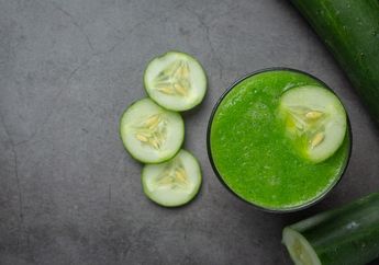 Jangan Kasih Tahu Orang-orang! Rahasia Kulit Glowing dan Rambut Lebat Ternyata Cuma Minum Air Rebusan Mentimun, Simak juga Manfaat Lainnya