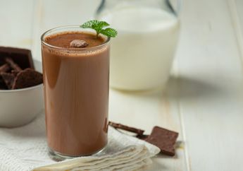 Mau Buat Minuman Hangat untuk Cuaca Dingin? Yuk, Coba Resep Chocolate Milk Caramel