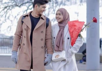 Ria Ricis Dibuat Panik Setengah Mati! Padahal Sedang Nikmati Liburan di Swis, Teuku Ryan Mendadal Rasakan Hal 'Tak Biasa' Ini Pada Tubuhnya: Aku Gak Bisa Angkat Badan Kamu