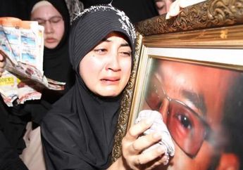 Setelah Sempat Bikin Geger Usai Bongkar 3 Sosok Istri Uje yang Disembunyikan, Umi Pipik Juga Mengaku Dirinya Kerap Jadi Korban Kekerasan Sang Suami