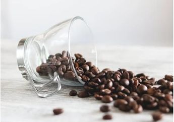 Dih Enggak Banget Kalau Punya Kulit Kering Bersisik, Ini Cara Mudah Buat Scrub Alami Untuk Lembapkan Kulit, Salah Satu Bahannya Pakai Kopi