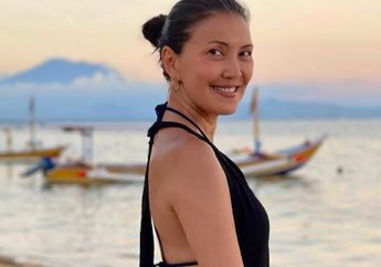 Dulu Terkenal Sebagai Presenter Hits! Beginilah Penampilan Becky Tumewu yang Awet Muda di Usia 51 Tahun, Gak Nyangka