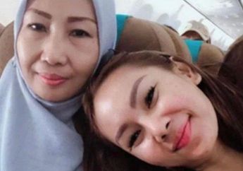 Innalillahi, Kalina Ocktaranny Bagikan Kabar Duka, sang Ibu Tutup Usia Setelah Sempat Terlibat Konflik Hebat: Gak Gampang Mengikhlaskan