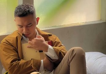 Dari Riset Kegalauan Netizen, Fabio Asher Sukses Viralkan Refrain Bertahan Terluka