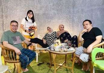 Ibunda Nagita Slavina Pisah Ranjang, Foto Lawas Rieta Amilia Jadi Sorotan