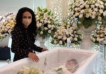 'Selamat Jalan' Ronnie Sianturi Berduka! Penyanyi Sahabat Krisdayanti Sudah Tiada, Sempat Pilih Baju untuk Dipakai di Peti Bak Firasat Orang Akan Meninggal Tenyata Tanda Ini Bisa Dilihat 40 Hari Sebelum Ajal