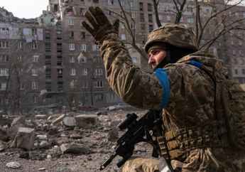 Masih Belum Menyerah, Meski 1.000 Pasukannya Telah Diberitakan 'Angkat Tangan,' Ukraina Tegaskan Kota Mariupol Belum Jatuh ke Rusia