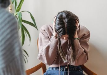 Wanita Terisak Setelah Lakukan Hubungan Intim? Terkuak 4 Penyebab di Baliknya