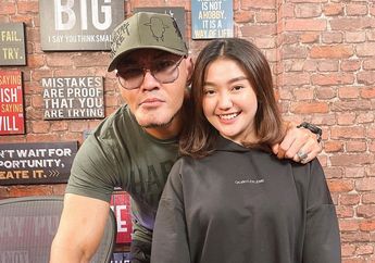 Bak Lepas dari Mulut Harimau Malah Masuk Mulut Buaya! Chandrika Chika Tak Sadar Sudah Diperingatkan Deddy Corbuzier: Orang dari Podcast Ini Ketangkep Semua!