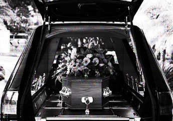 Kematian yang Berselang 157 Tahun dan Pasangan dari Leningrad