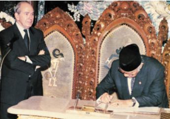Sebut Peradaban Manusia Tak akan Bertahan Jika Putin Tak Dikalahkan, Miliarder Yahudi Ini Lupa Polahnya Bikin Rakyat Asia Tenggara 'Belangsak' Hanya Demi Raup Cuan