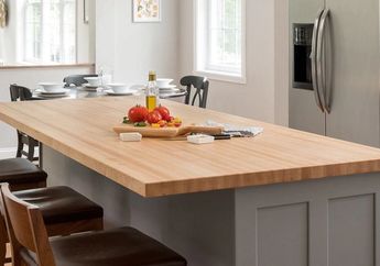 Countertop Kitchen Island Berbahan Kayu Tak Kalah Cantik dengan Yang Batuan Lho!
